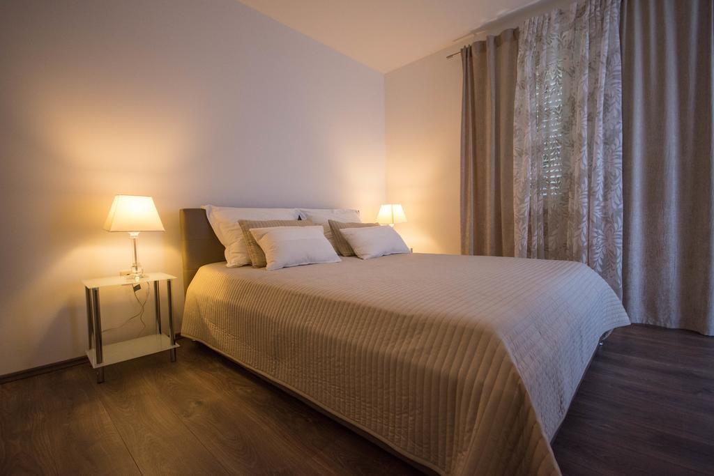 Apartments Maria Trogir Dış mekan fotoğraf